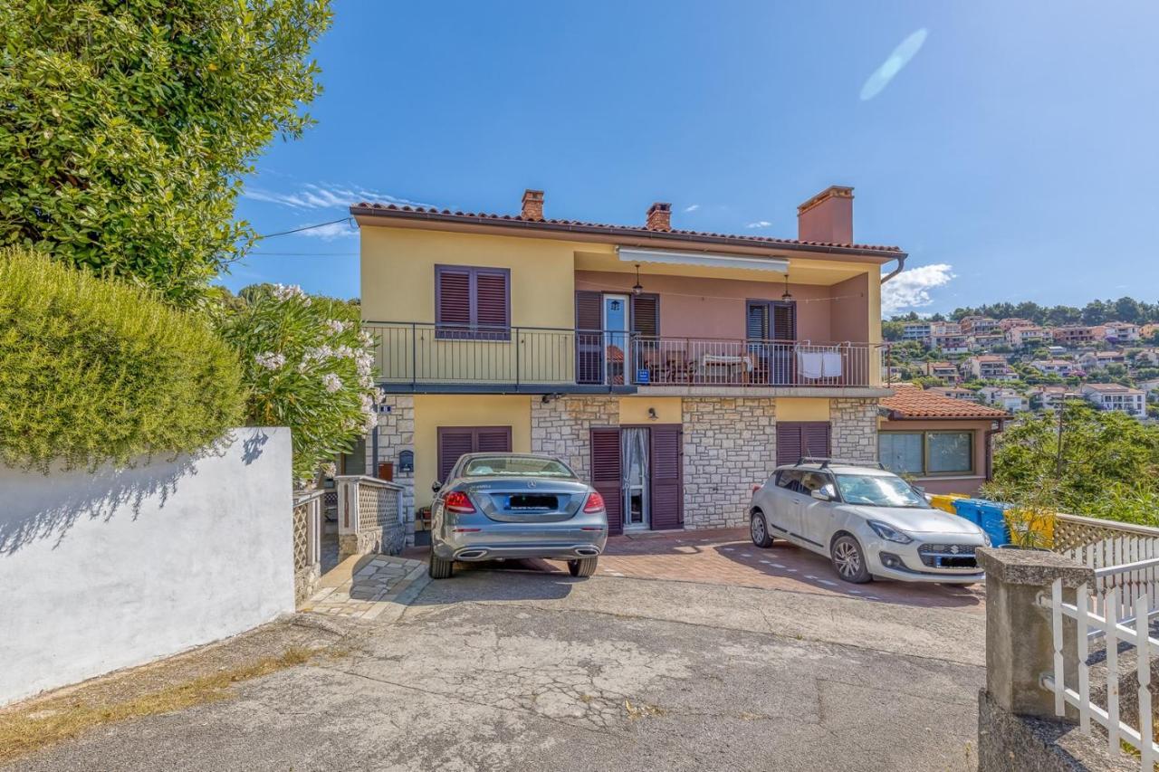 Apartments Vivijana Rabac Exterior photo